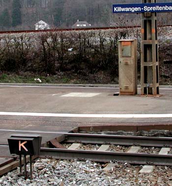 Crossing for baggage carts